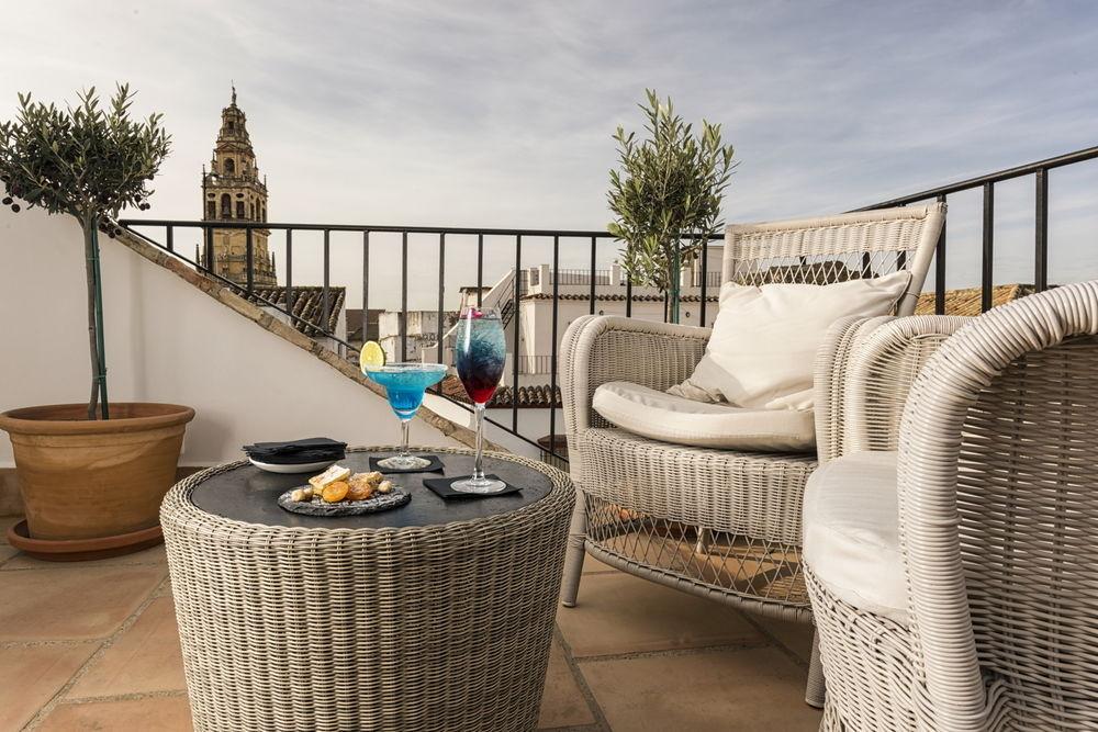 Balcon De Hotel 4*
